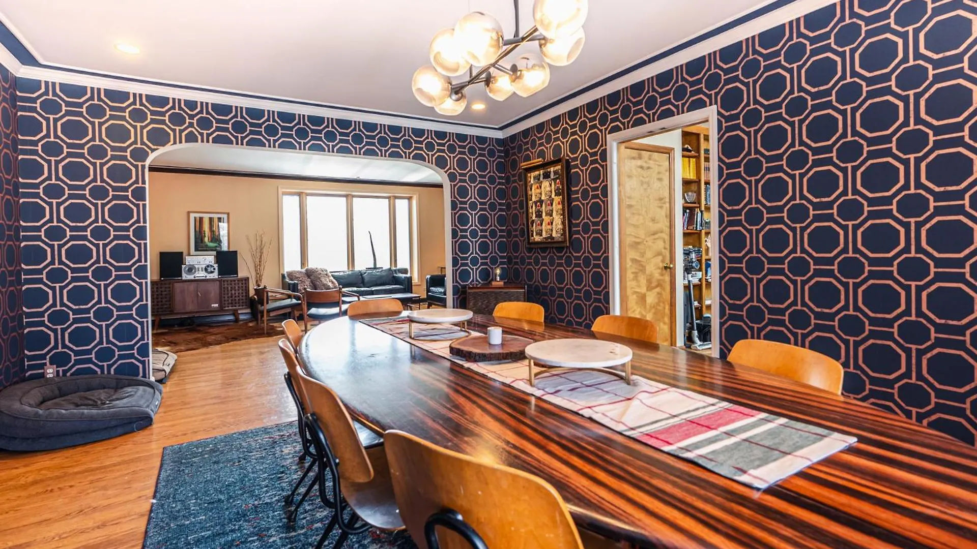 Holiday home A Spacious Sanctuary For Unforgettable Group Stays Olivette United States
